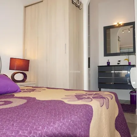 3 Bedroom Awesome In Les Corbieres Ferrals-les-Corbieres
